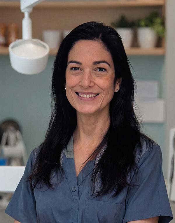 Dr. Lourdes Arguelles